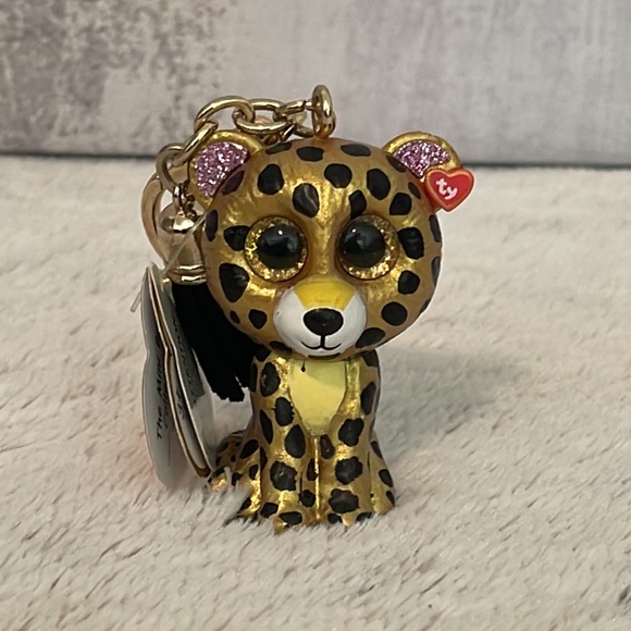 3 beautiful key change or purse charms from TY minis π¦ππ¦. Just to add fun π€© - Picture 8 of 10